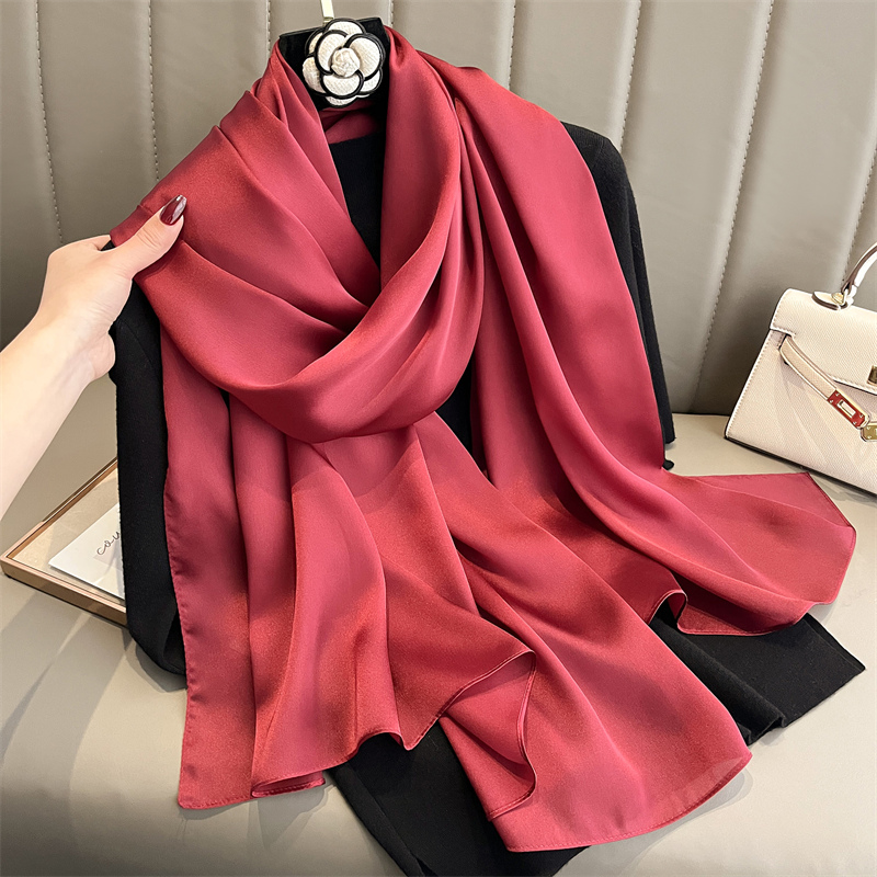 2024 marca de lujo primavera P - Silk Neck Scarf reseña y precio