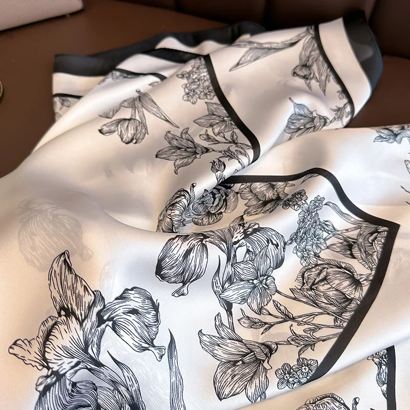 Bufanda cuadrada de seda con e - Silk Neck Scarf reseña y precio